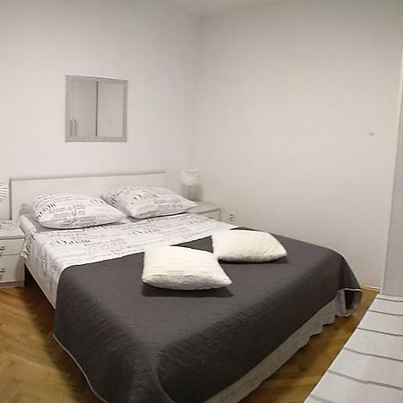 Rooms Ive Лозовац Екстериор снимка